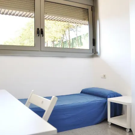 Hostel Residencia Universitaria Resa Campus De Montilivi *