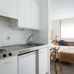 호스텔 Residencia Universitaria Resa Campus De Montilivi