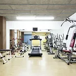 호스텔 Residencia Universitaria Resa Campus De Montilivi *