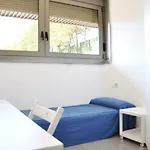 호스텔 Residencia Universitaria Resa Campus De Montilivi *