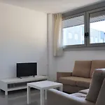호스텔 Residencia Universitaria Resa Campus De Montilivi *