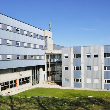 Vandrerhjem Residencia Universitaria Resa Campus De Montilivi *