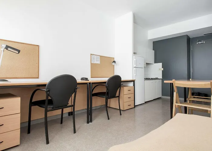 Residencia Universitaria Resa Campus De Montilivi Hostel Girona